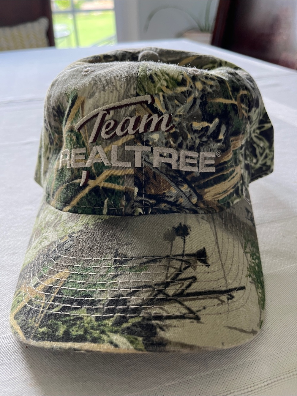 NWNT Vintage Team Realtree camouflage Cap Embroidered